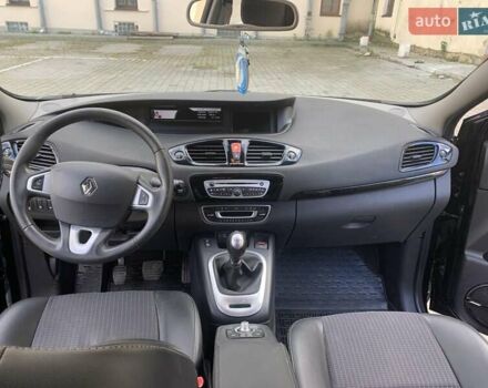Черный Рено Гранд Сценик, объемом двигателя 1.6 л и пробегом 226 тыс. км за 8300 $, фото 4 на Automoto.ua
