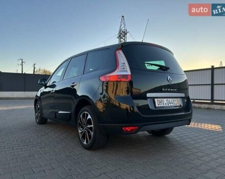 Рено Гранд Сценик 2011 в Луцке на Automoto.ua Черный Рено Гранд Сценик, объемом двигателя 1.4 л и пробегом 215 тыс. км за 6700 $, фото 27 на Automoto.ua