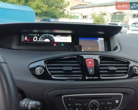 Чорний Рено Гранд Сценік, об'ємом двигуна 1.6 л та пробігом 242 тис. км за 8200 $, фото 3 на Automoto.ua