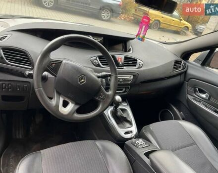 Черный Рено Гранд Сценик, объемом двигателя 1.87 л и пробегом 293 тыс. км за 7200 $, фото 26 на Automoto.ua