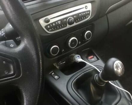 Рено Гранд Сценик 2011 в Киеве на Automoto.ua Черный Рено Гранд Сценик, объемом двигателя 1.5 л и пробегом 378 тыс. км за 6200 $, фото 1 на Automoto.ua