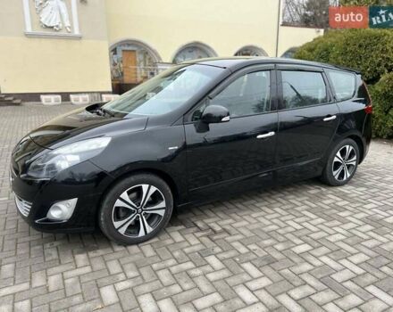 Чорний Рено Гранд Сценік, об'ємом двигуна 1.9 л та пробігом 270 тис. км за 7555 $, фото 2 на Automoto.ua