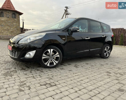Черный Рено Гранд Сценик, объемом двигателя 1.5 л и пробегом 235 тыс. км за 7999 $, фото 6 на Automoto.ua