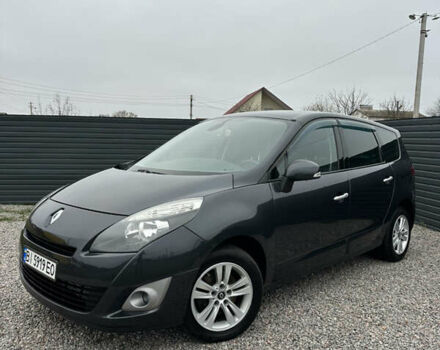 Черный Рено Гранд Сценик, объемом двигателя 1.6 л и пробегом 174 тыс. км за 7450 $, фото 5 на Automoto.ua