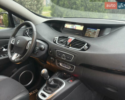 Черный Рено Гранд Сценик, объемом двигателя 1.6 л и пробегом 213 тыс. км за 8250 $, фото 39 на Automoto.ua