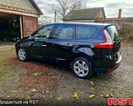 Черный Рено Гранд Сценик, объемом двигателя 2 л и пробегом 224 тыс. км за 8999 $, фото 2 на Automoto.ua