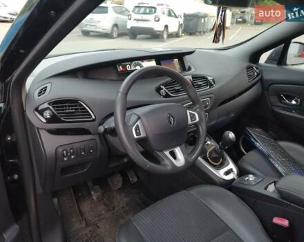 Чорний Рено Гранд Сценік, об'ємом двигуна 1.6 л та пробігом 242 тис. км за 8200 $, фото 4 на Automoto.ua
