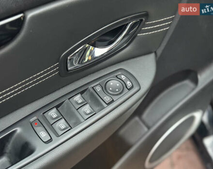 Черный Рено Гранд Сценик, объемом двигателя 1.6 л и пробегом 213 тыс. км за 8250 $, фото 36 на Automoto.ua