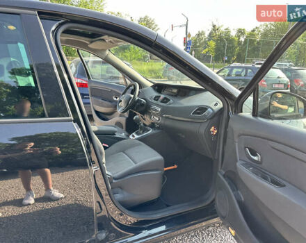 Чорний Рено Гранд Сценік, об'ємом двигуна 1.6 л та пробігом 198 тис. км за 7500 $, фото 30 на Automoto.ua