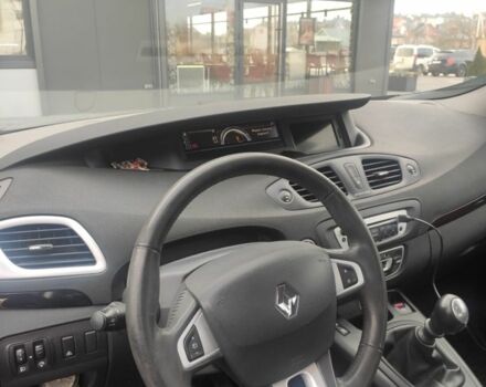 Черный Рено Гранд Сценик, объемом двигателя 1.5 л и пробегом 225 тыс. км за 7950 $, фото 12 на Automoto.ua