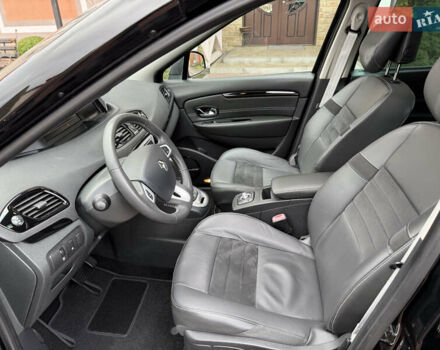 Черный Рено Гранд Сценик, объемом двигателя 2.01 л и пробегом 216 тыс. км за 9800 $, фото 45 на Automoto.ua