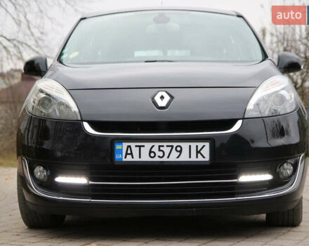 Черный Рено Гранд Сценик, объемом двигателя 1.6 л и пробегом 275 тыс. км за 8500 $, фото 12 на Automoto.ua