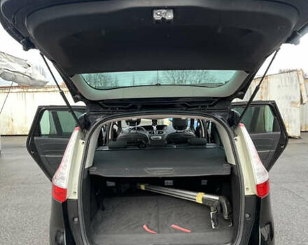 Черный Рено Гранд Сценик, объемом двигателя 1.5 л и пробегом 196 тыс. км за 8500 $, фото 9 на Automoto.ua