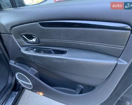 Чорний Рено Гранд Сценік, об'ємом двигуна 1.6 л та пробігом 264 тис. км за 8600 $, фото 16 на Automoto.ua