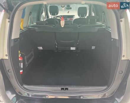 Черный Рено Гранд Сценик, объемом двигателя 1.46 л и пробегом 227 тыс. км за 8500 $, фото 6 на Automoto.ua