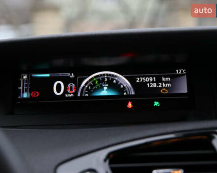 Черный Рено Гранд Сценик, объемом двигателя 1.6 л и пробегом 275 тыс. км за 8500 $, фото 17 на Automoto.ua