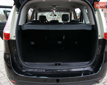 Черный Рено Гранд Сценик, объемом двигателя 1.6 л и пробегом 275 тыс. км за 8500 $, фото 26 на Automoto.ua