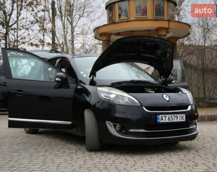 Черный Рено Гранд Сценик, объемом двигателя 1.6 л и пробегом 275 тыс. км за 8500 $, фото 8 на Automoto.ua