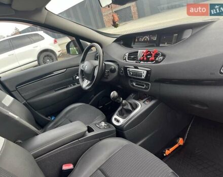 Черный Рено Гранд Сценик, объемом двигателя 1.46 л и пробегом 227 тыс. км за 8500 $, фото 7 на Automoto.ua