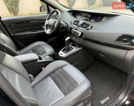 Черный Рено Гранд Сценик, объемом двигателя 2.01 л и пробегом 216 тыс. км за 9800 $, фото 89 на Automoto.ua