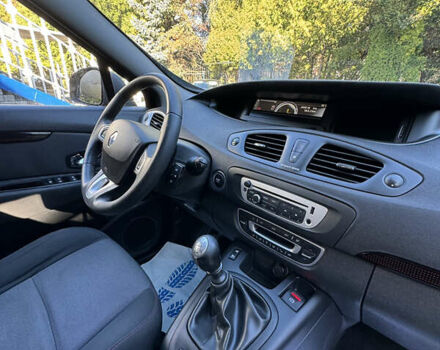 Чорний Рено Гранд Сценік, об'ємом двигуна 1.5 л та пробігом 244 тис. км за 8900 $, фото 21 на Automoto.ua