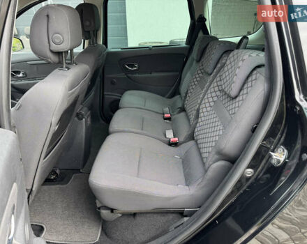 Чорний Рено Гранд Сценік, об'ємом двигуна 1.6 л та пробігом 248 тис. км за 7500 $, фото 12 на Automoto.ua