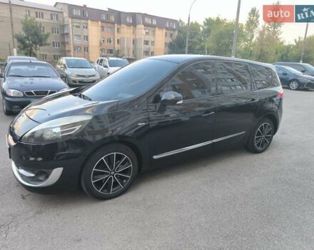 Черный Рено Гранд Сценик, объемом двигателя 1.6 л и пробегом 270 тыс. км за 9999 $, фото 6 на Automoto.ua