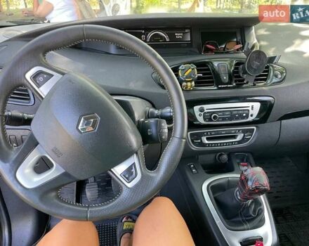 Чорний Рено Гранд Сценік, об'ємом двигуна 1.6 л та пробігом 191 тис. км за 8200 $, фото 4 на Automoto.ua