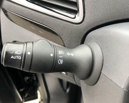 Чорний Рено Гранд Сценік, об'ємом двигуна 1.6 л та пробігом 185 тис. км за 9600 $, фото 60 на Automoto.ua