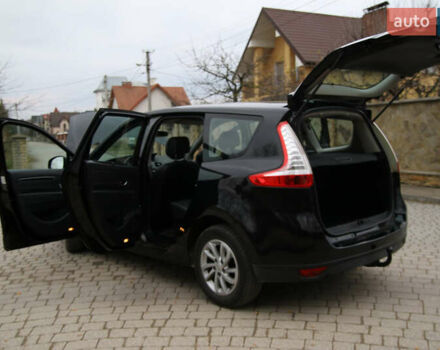 Черный Рено Гранд Сценик, объемом двигателя 1.6 л и пробегом 275 тыс. км за 8500 $, фото 10 на Automoto.ua