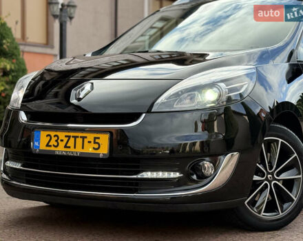 Черный Рено Гранд Сценик, объемом двигателя 2.01 л и пробегом 216 тыс. км за 9800 $, фото 19 на Automoto.ua