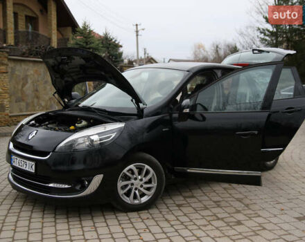 Черный Рено Гранд Сценик, объемом двигателя 1.6 л и пробегом 275 тыс. км за 8500 $, фото 9 на Automoto.ua