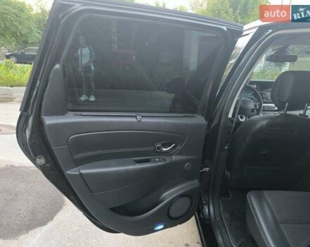 Черный Рено Гранд Сценик, объемом двигателя 1.6 л и пробегом 270 тыс. км за 9999 $, фото 22 на Automoto.ua