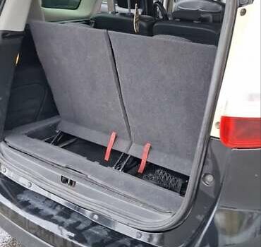 Черный Рено Гранд Сценик, объемом двигателя 1.46 л и пробегом 245 тыс. км за 8500 $, фото 12 на Automoto.ua