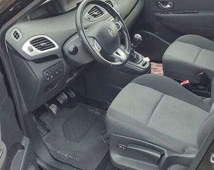 Черный Рено Гранд Сценик, объемом двигателя 0 л и пробегом 246 тыс. км за 8950 $, фото 8 на Automoto.ua