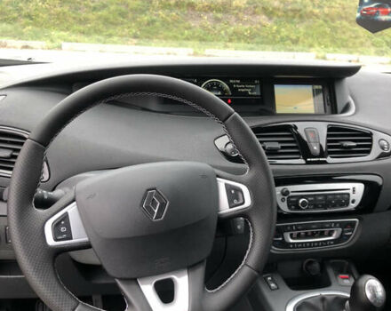 Чорний Рено Гранд Сценік, об'ємом двигуна 1.6 л та пробігом 185 тис. км за 9600 $, фото 46 на Automoto.ua