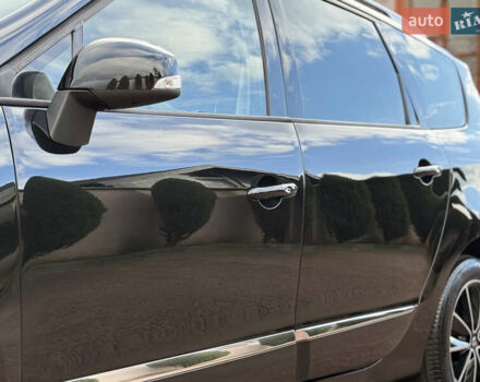 Черный Рено Гранд Сценик, объемом двигателя 2.01 л и пробегом 216 тыс. км за 9800 $, фото 40 на Automoto.ua