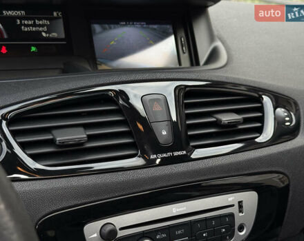 Черный Рено Гранд Сценик, объемом двигателя 2.01 л и пробегом 216 тыс. км за 9800 $, фото 67 на Automoto.ua