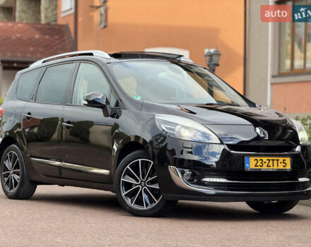 Черный Рено Гранд Сценик, объемом двигателя 2.01 л и пробегом 216 тыс. км за 9800 $, фото 17 на Automoto.ua