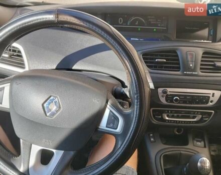 Черный Рено Гранд Сценик, объемом двигателя 1.6 л и пробегом 236 тыс. км за 8200 $, фото 9 на Automoto.ua