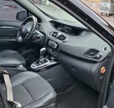 Черный Рено Гранд Сценик, объемом двигателя 1.46 л и пробегом 245 тыс. км за 8500 $, фото 27 на Automoto.ua