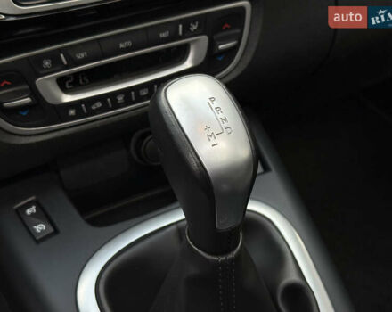 Черный Рено Гранд Сценик, объемом двигателя 2.01 л и пробегом 216 тыс. км за 9800 $, фото 70 на Automoto.ua