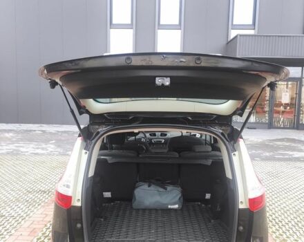 Черный Рено Гранд Сценик, объемом двигателя 1.5 л и пробегом 225 тыс. км за 7950 $, фото 8 на Automoto.ua