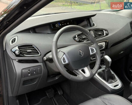 Черный Рено Гранд Сценик, объемом двигателя 2.01 л и пробегом 216 тыс. км за 9800 $, фото 47 на Automoto.ua