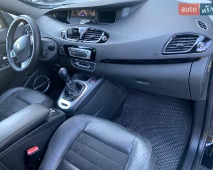 Чорний Рено Гранд Сценік, об'ємом двигуна 1.6 л та пробігом 264 тис. км за 8600 $, фото 12 на Automoto.ua