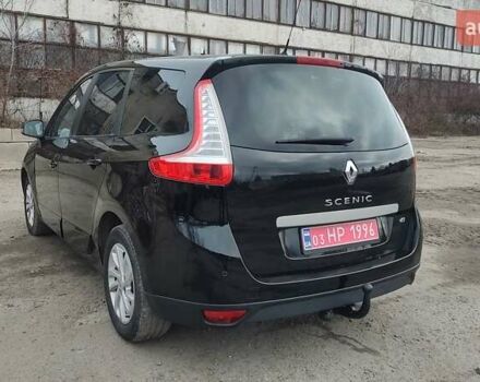 Черный Рено Гранд Сценик, объемом двигателя 0 л и пробегом 246 тыс. км за 8950 $, фото 4 на Automoto.ua