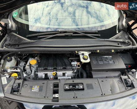 Черный Рено Гранд Сценик, объемом двигателя 2.01 л и пробегом 216 тыс. км за 9800 $, фото 105 на Automoto.ua