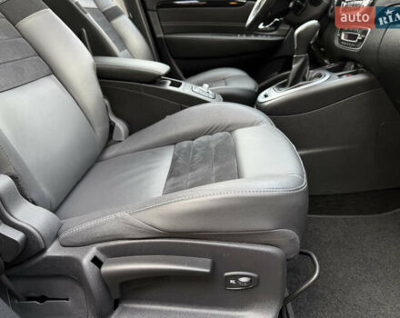 Черный Рено Гранд Сценик, объемом двигателя 2.01 л и пробегом 216 тыс. км за 9800 $, фото 91 на Automoto.ua