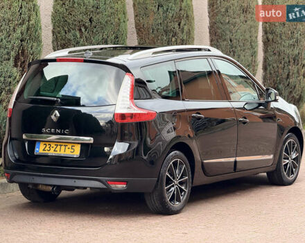 Черный Рено Гранд Сценик, объемом двигателя 2.01 л и пробегом 216 тыс. км за 9800 $, фото 10 на Automoto.ua