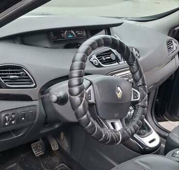 Черный Рено Гранд Сценик, объемом двигателя 1.46 л и пробегом 245 тыс. км за 8500 $, фото 18 на Automoto.ua